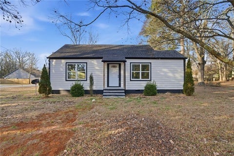Homes For Sale - 303 Glen Iris Drive<br/> Walton County, Monroe, GA 30655