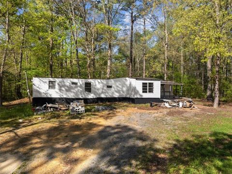 621 Cardinal Road SE Calhoun GA 30701