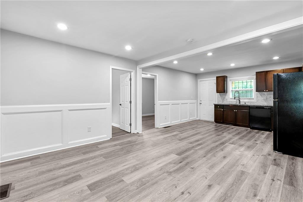 16 Wadley Street NW