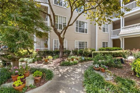 Photo of 1250 Parkwood Circle SE #3204, Atlanta, GA 30339 (MLS # 7749341)