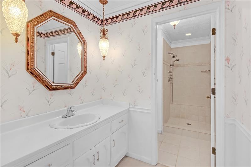 1559 Norwood Drive, Lilburn, Georgia image 21