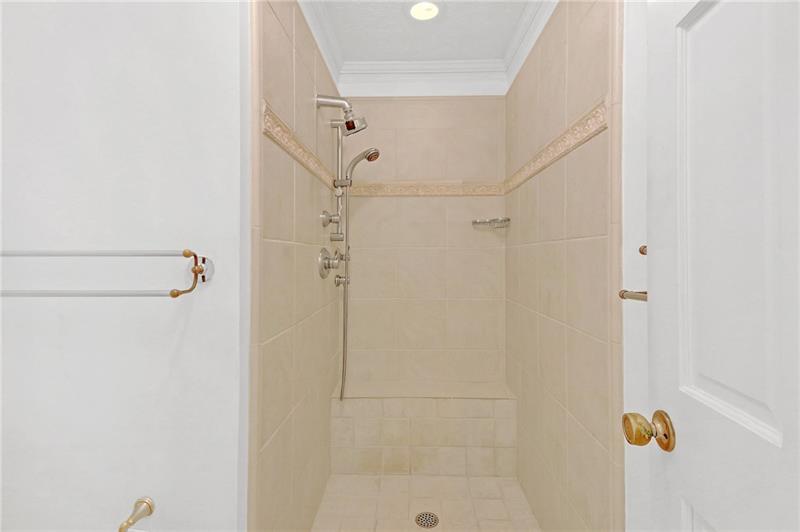 1559 Norwood Drive, Lilburn, Georgia image 22