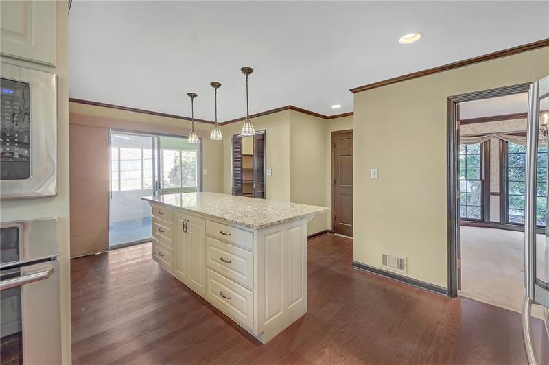 1559 Norwood Drive, Lilburn, Georgia image 6