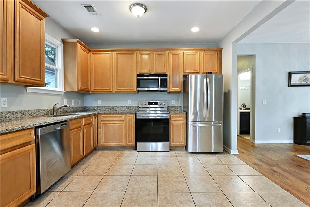 898 Allene Avenue SW