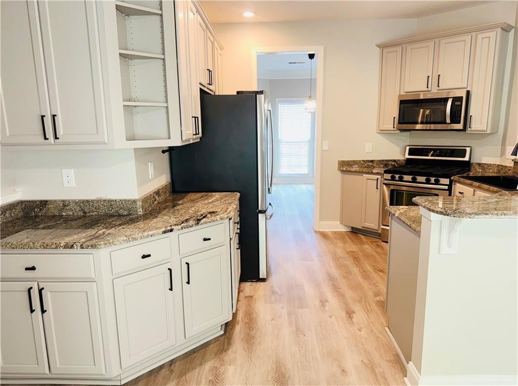 2887 Montview Drive