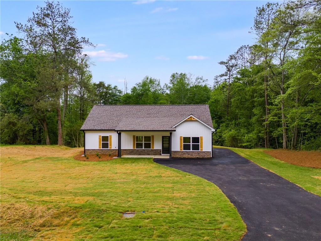 560 Coots Lake Road