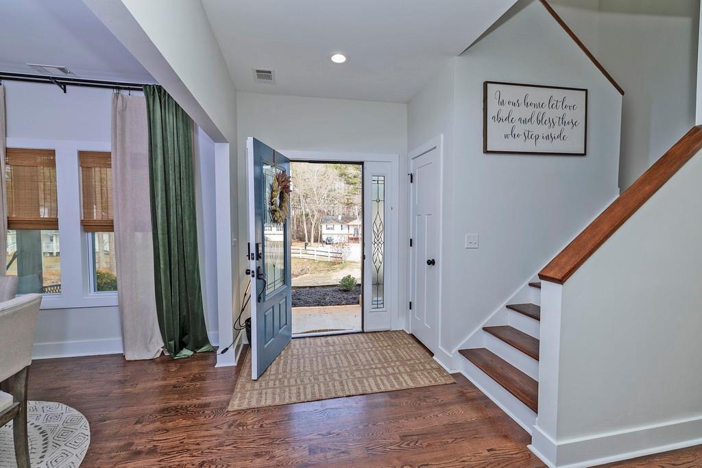 516 Chestnut Oak Drive
