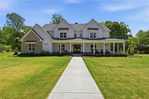 Homes For Sale - 985 Whitehead Road<br/> Sugar Hill, GA 30518