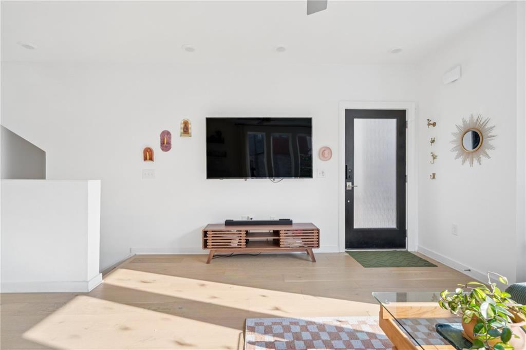 403 Pratt Drive SE 1001