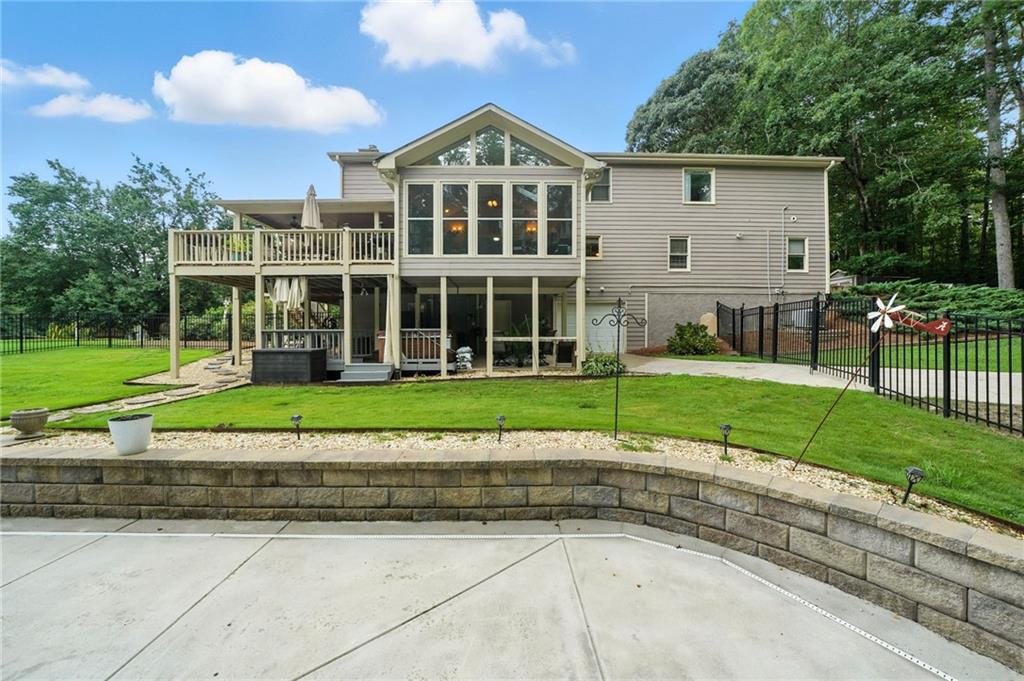 319 Holland Road