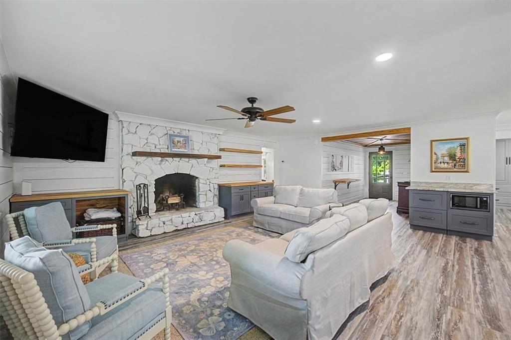 14 College Park Drive SW