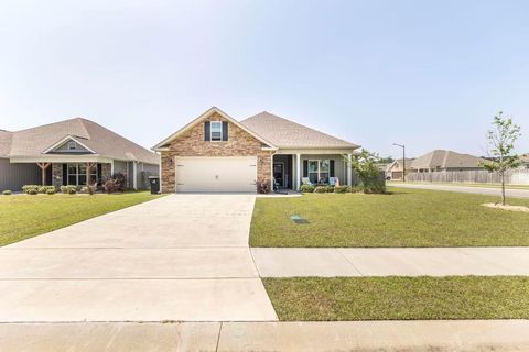 Homes For Sale - 601 Charlestown Way<br/> Bonaire, GA 31005