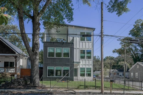 Homes For Sale - 1064 Mcdaniel Street<br/> Atlanta, GA 30310