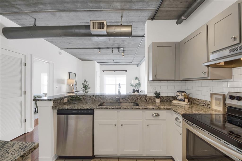Cornerstone Village - Residential