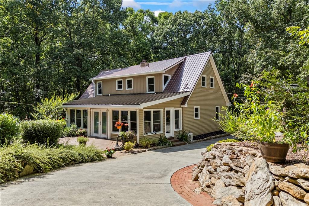 1602 Tipperary Circle