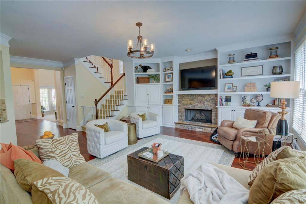 3660 Highcroft Circle NW