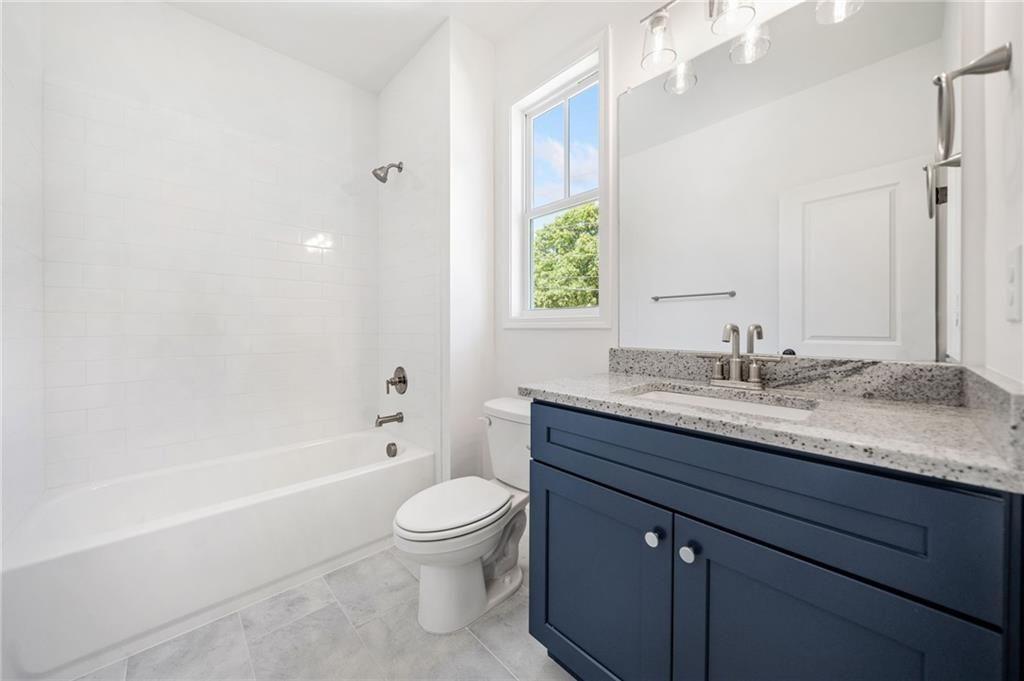 JOHNSON FERRY ESTATES (SEE BENTHILL) - Residential Lease
