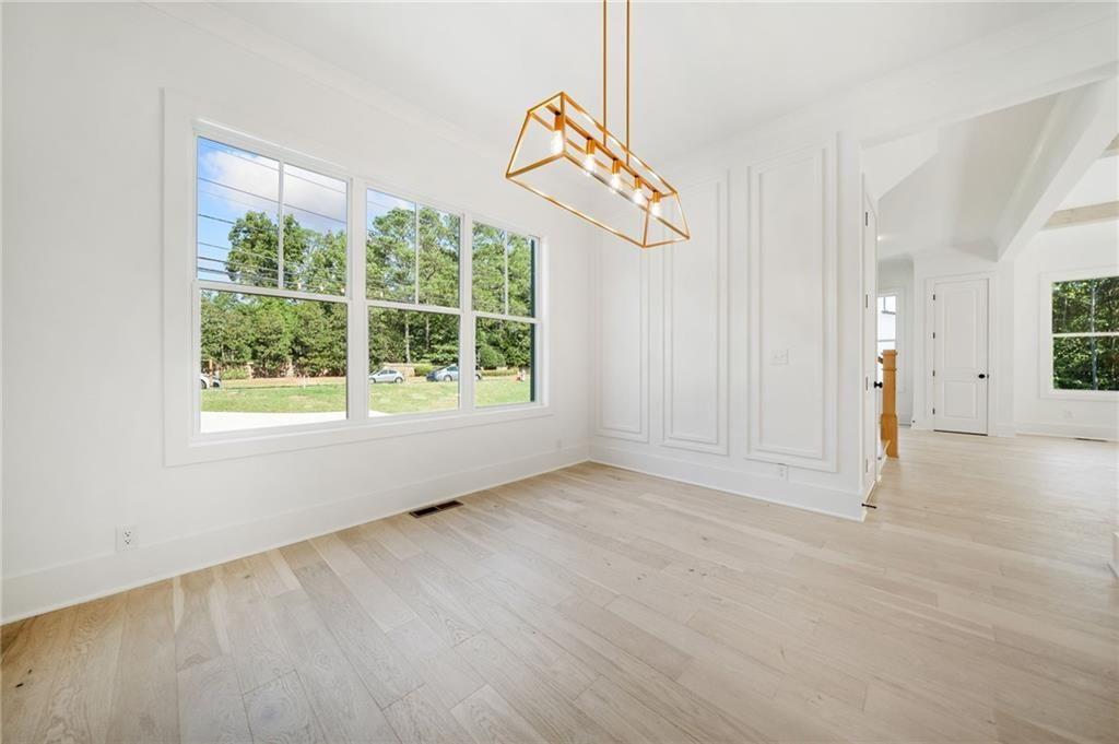 JOHNSON FERRY ESTATES (SEE BENTHILL) - Residential Lease