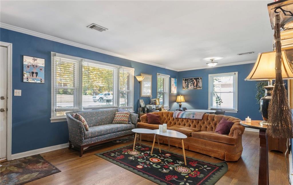 2185 Trailwood Drive SE