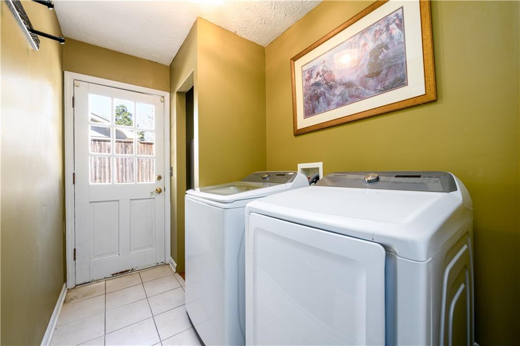 2272 Kimberley Way, Snellville, Georgia image 20
