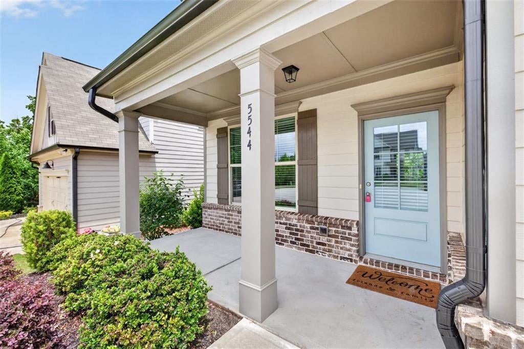5544 Shallow Branch Drive