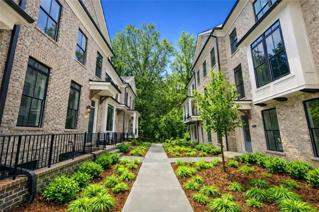 225 Midnight Oak Run Unit 7