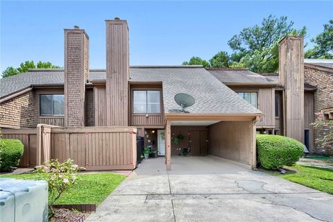 Townhouse For Sale - 85 Willowick Drive<br/> Dekalb County, Lithonia, GA 30038