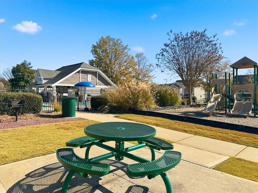 Prominence Point Ph2 - Residential