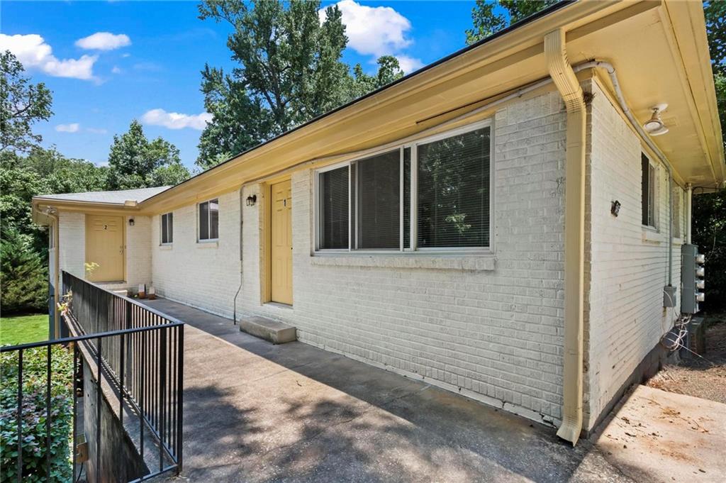 545 Oakview Road