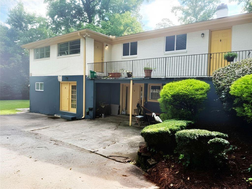 545 Oakview Road