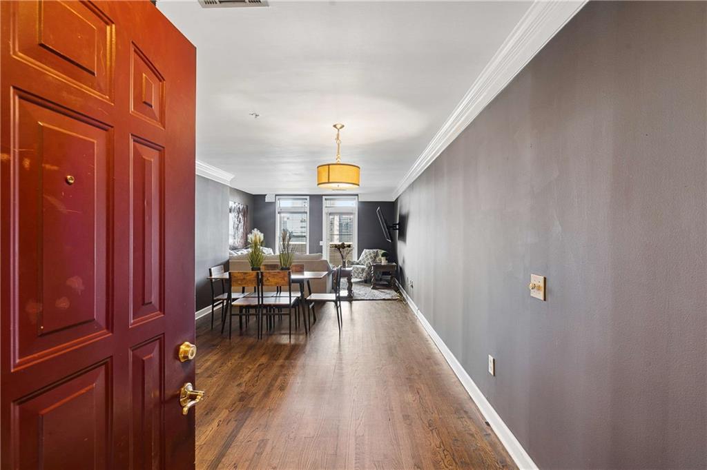 3334 Peachtree Road NE 1001