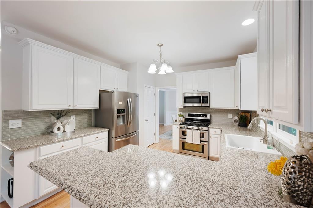 565 Brights Way