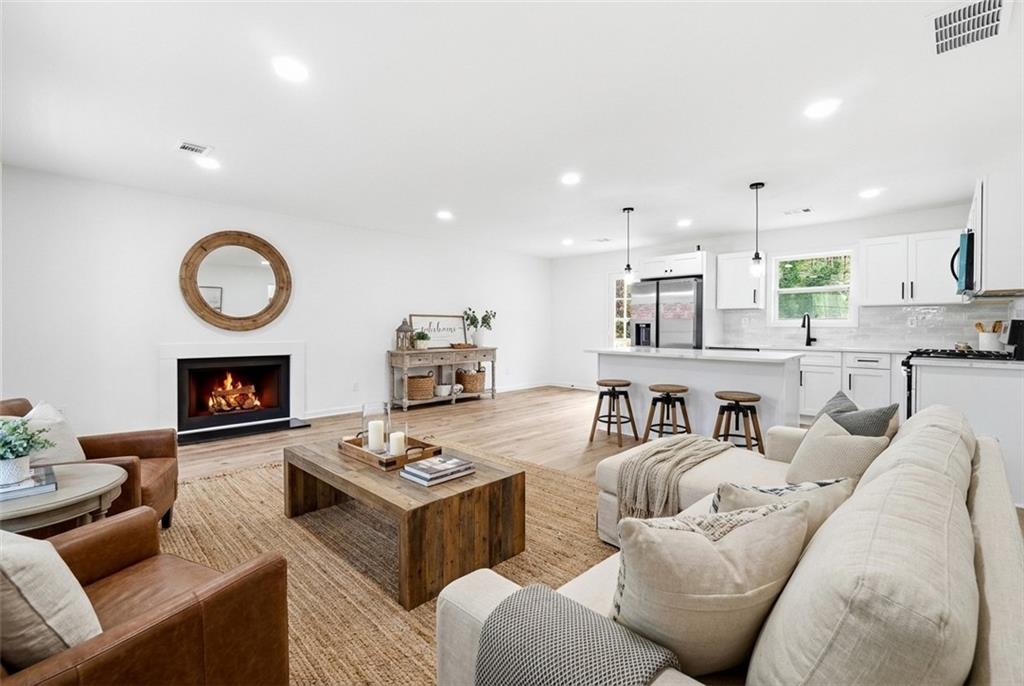 1429 Ridgewood Place