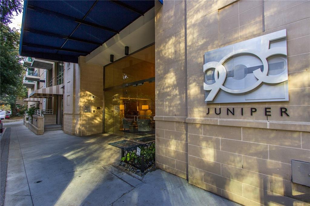 905 Juniper Street NE 309