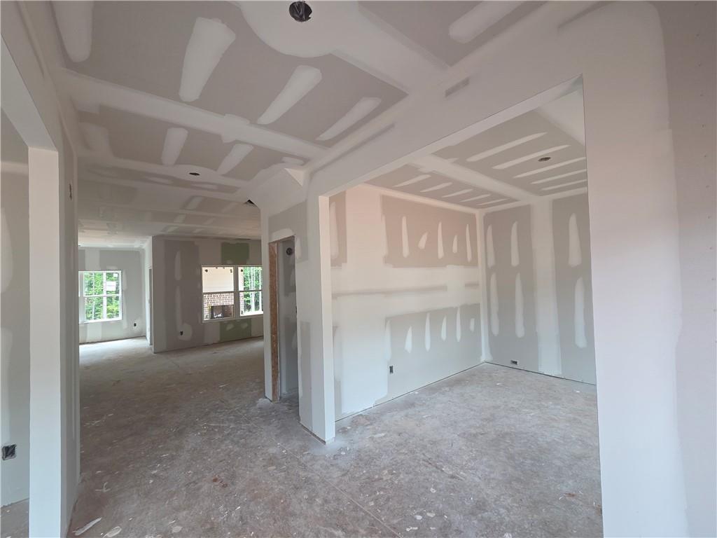 313 Meadows Drive - Photo 4
