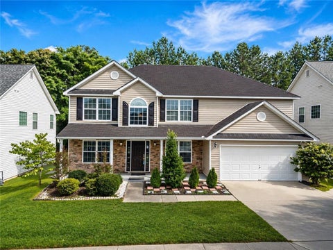 Homes For Sale - 4563 Grove Lake Street<br/> Loganville, GA 30052