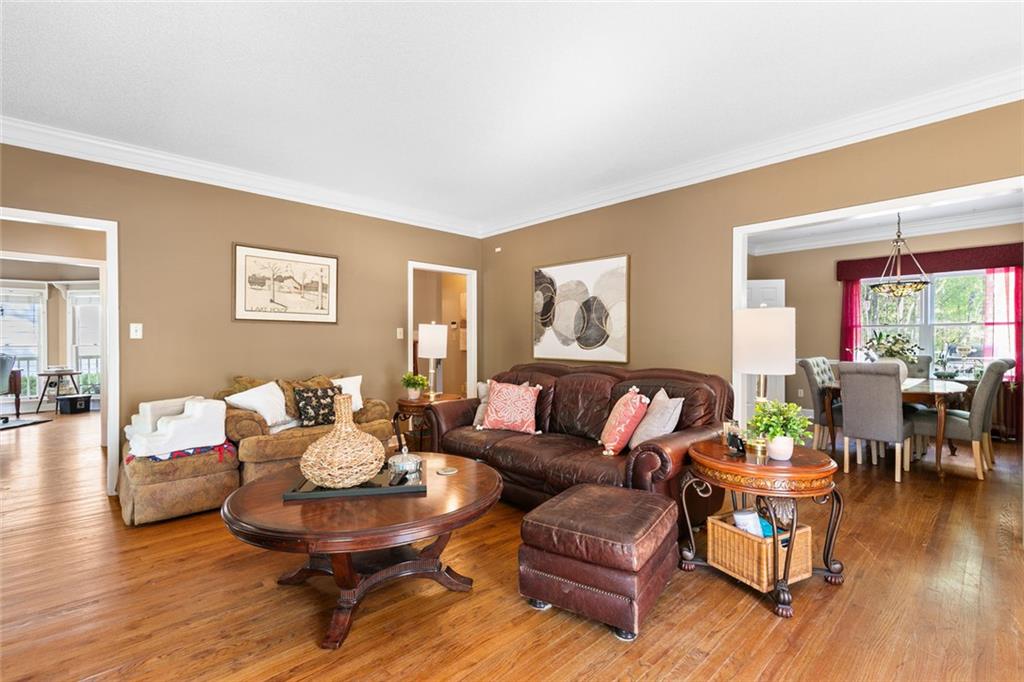 5539 Hurstcliffe Drive, Kennesaw, Georgia image 12