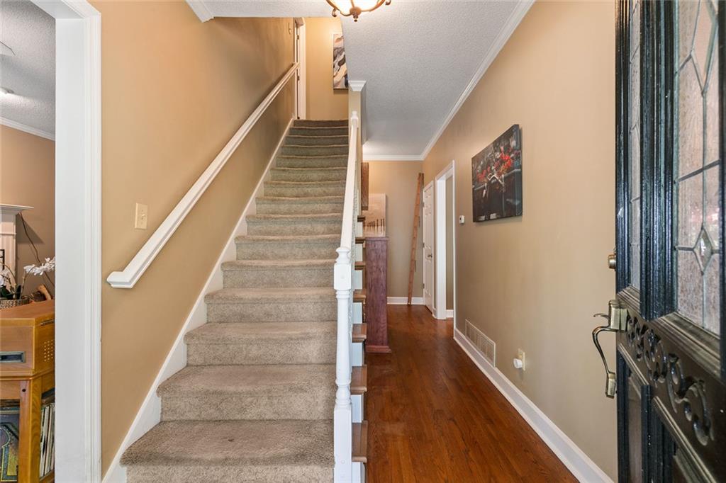 5539 Hurstcliffe Drive, Kennesaw, Georgia image 7