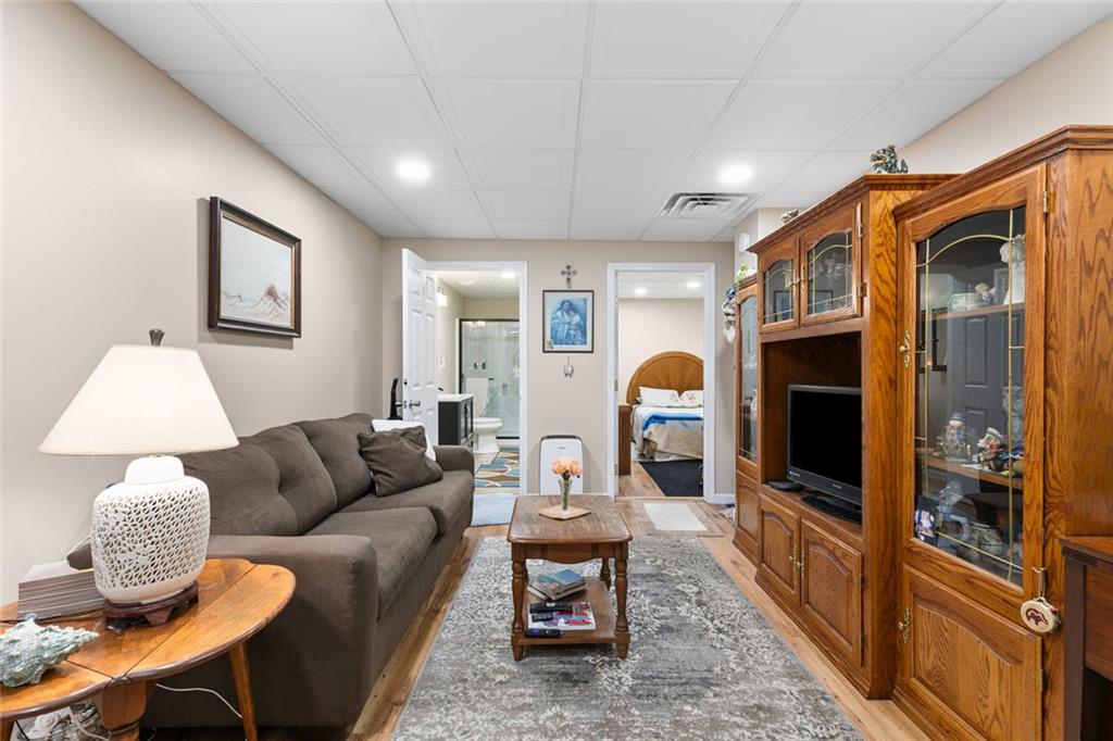 5539 Hurstcliffe Drive, Kennesaw, Georgia image 22