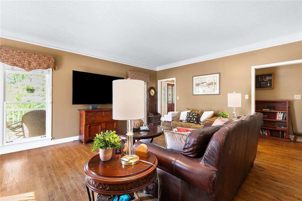 5539 Hurstcliffe Drive, Kennesaw, Georgia image 13