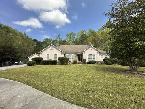 Homes For Sale - 4065 Pate Branch Court<br/> Loganville, GA 30052