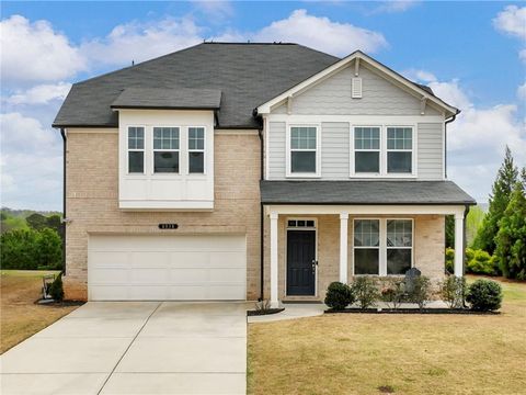 Homes For Sale - 5535 Allegre Place<br/> Cumming, GA 30028