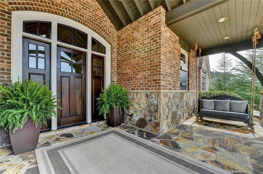 989 Crescent River Pass