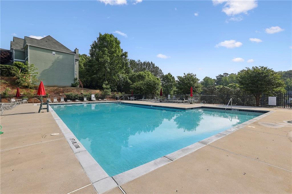 378 Rhodes House Drive, Suwanee, Georgia image 27