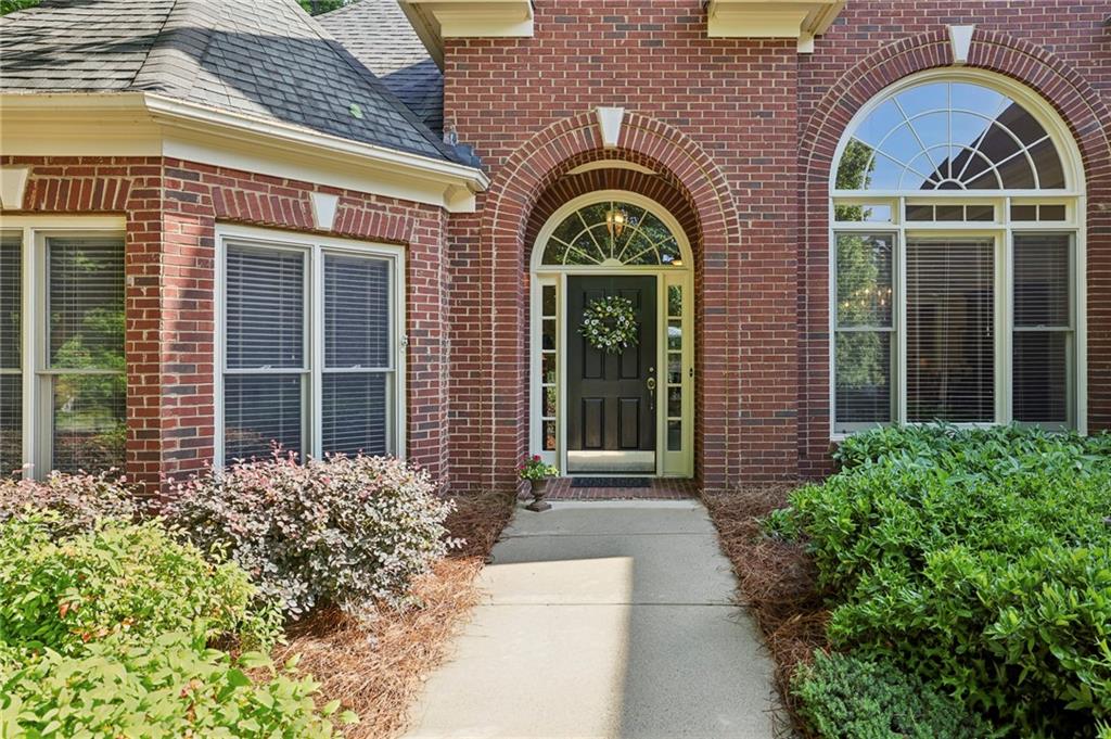378 Rhodes House Drive, Suwanee, Georgia image 2