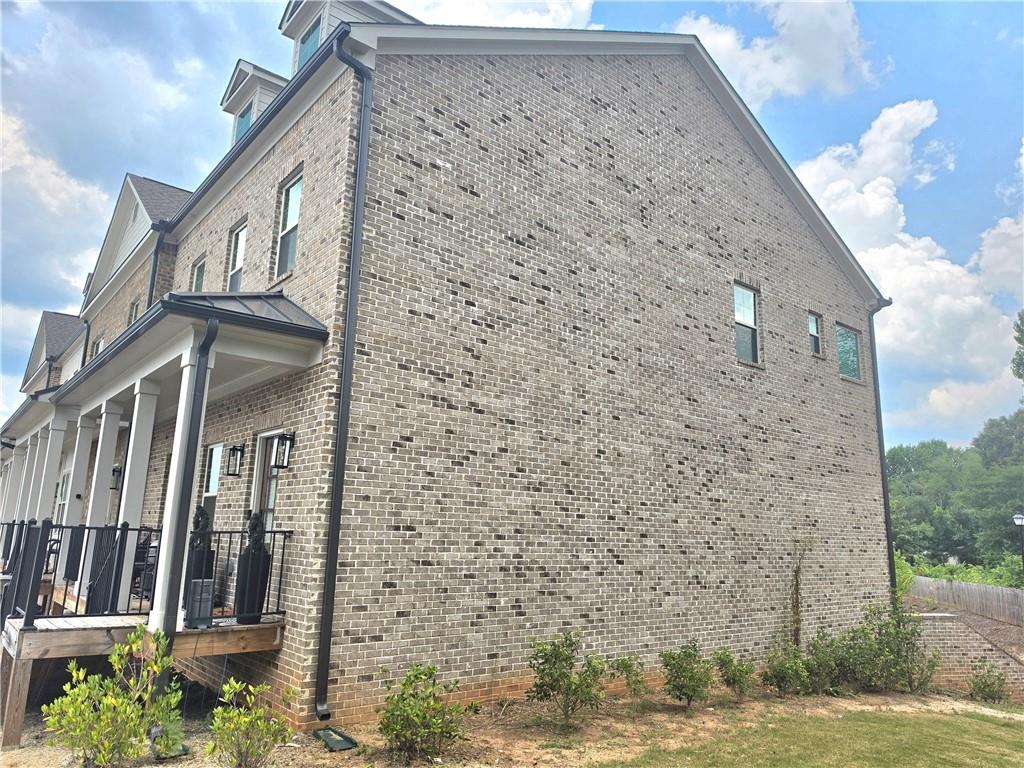 768 Honey Bee Lane