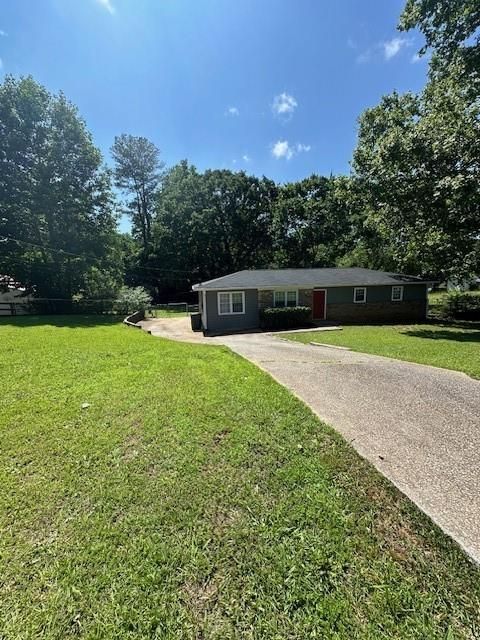 A home in Powder Springs