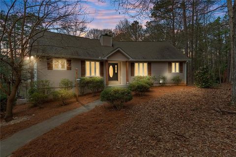 Homes For Sale - 2117 Lakeview Pkwy Pkwy<br/> Carrollton, GA 30180