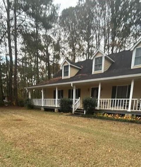 201 Cowan Road SE Conyers GA 30094