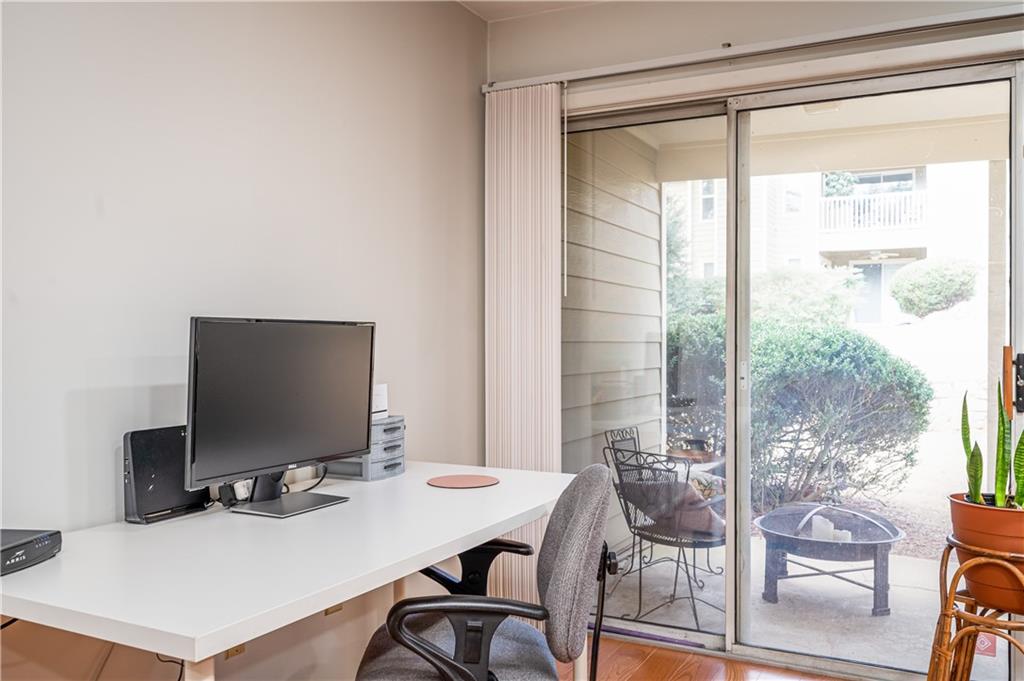 23 Middleton Court SE